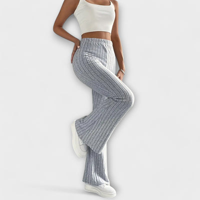 Rozkloszowane spodnie