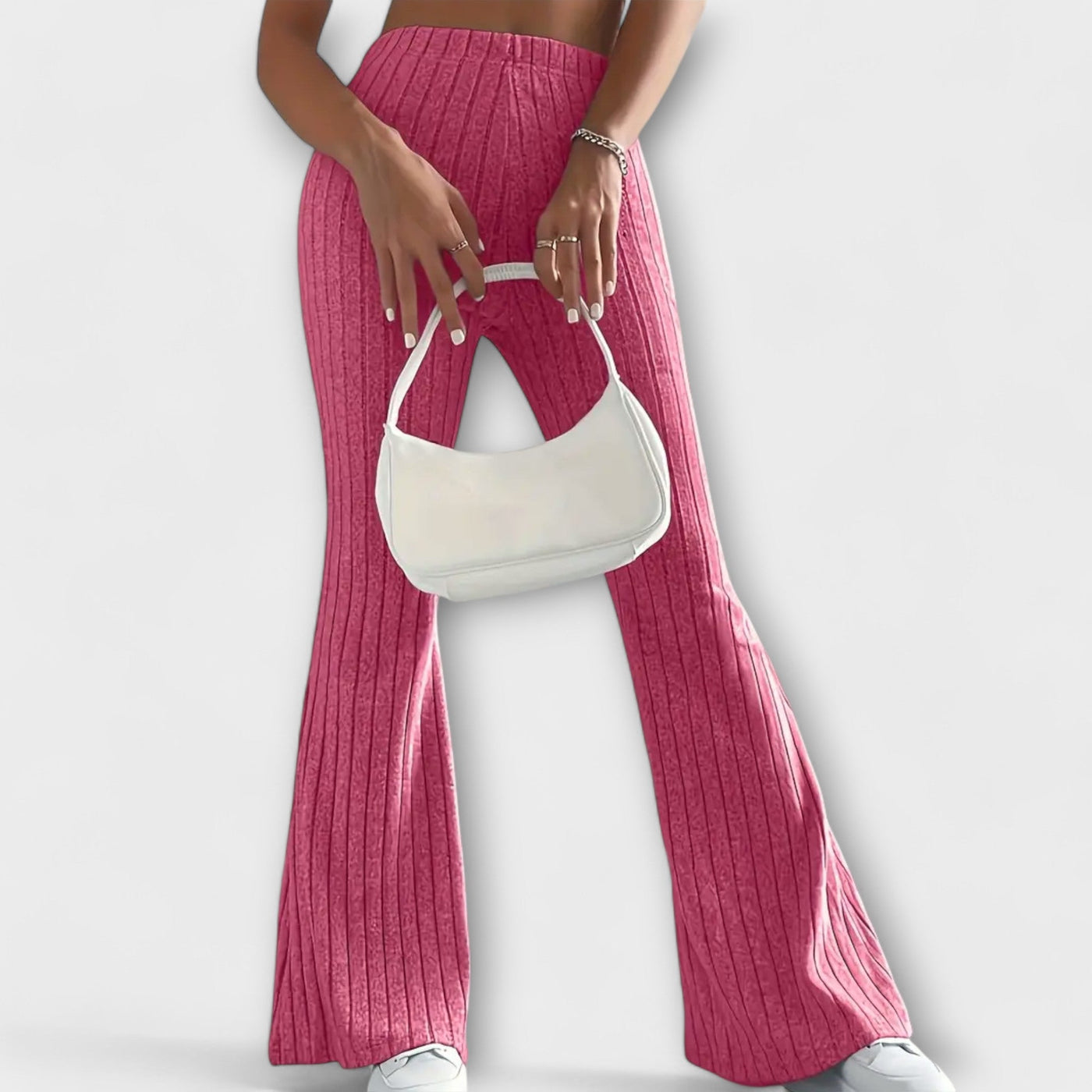 Rozkloszowane spodnie