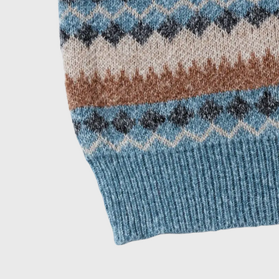 Sweter z Zianiny o Geometrycznym Wzorze