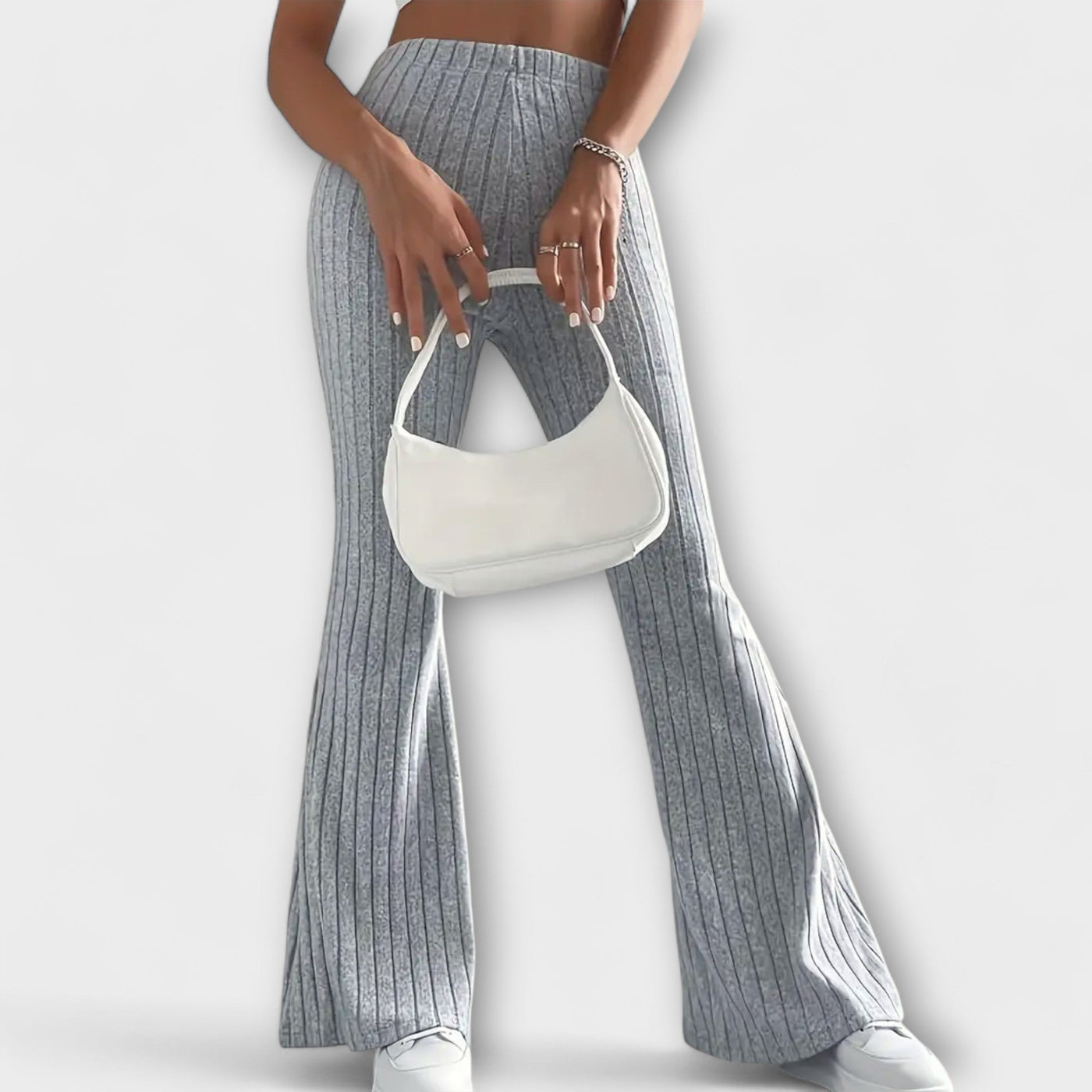 Rozkloszowane spodnie